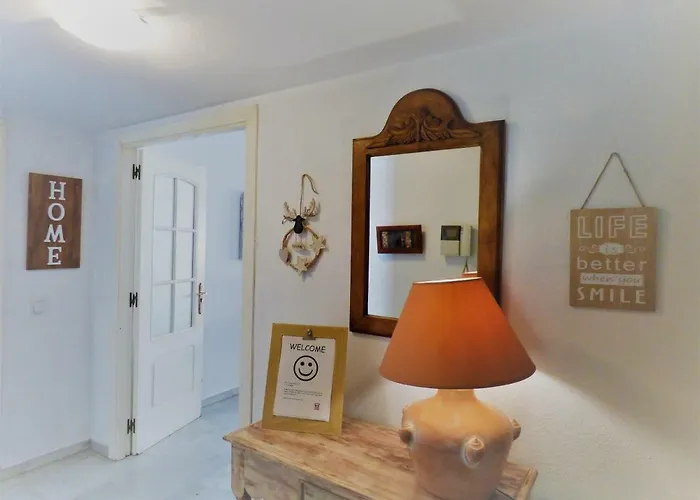 Ricardo Soriano Center Of - Eaw Homes Апартаменты